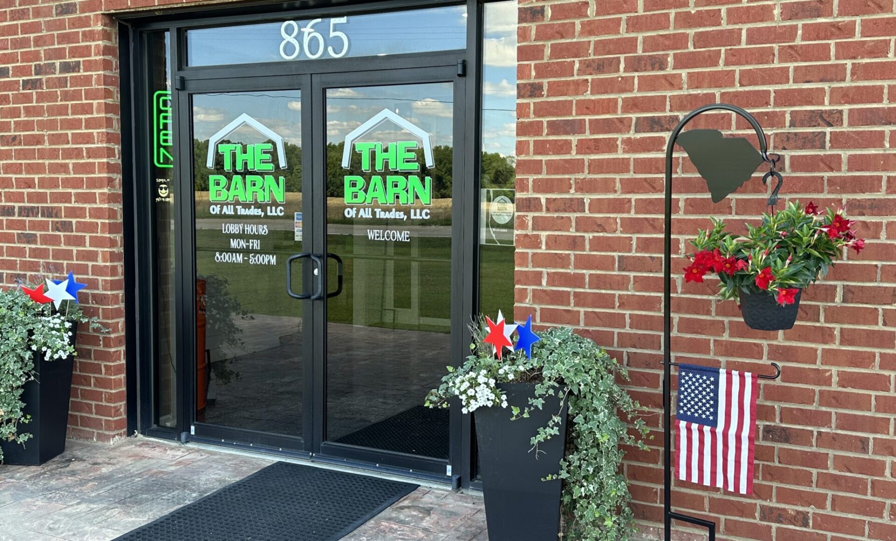 Good online 4th of july lobby pic